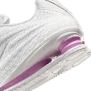 AURORA_HQ7540-101_PHSYD002-2000.webp